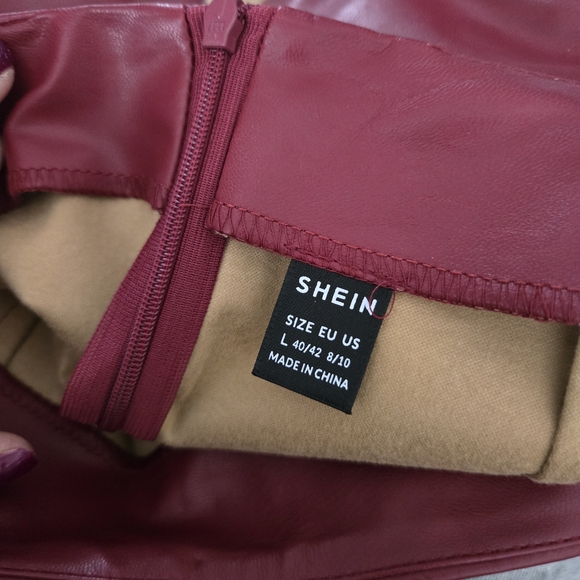 SHEIN Deep Red Leather Skirt - Picture 3 of 4